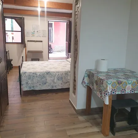 Apartment Sicily House Soprano Santo Stefano di Briga