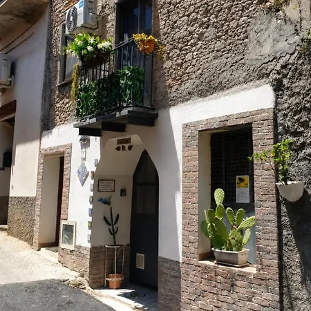 Sicily House Soprano Appartamento *